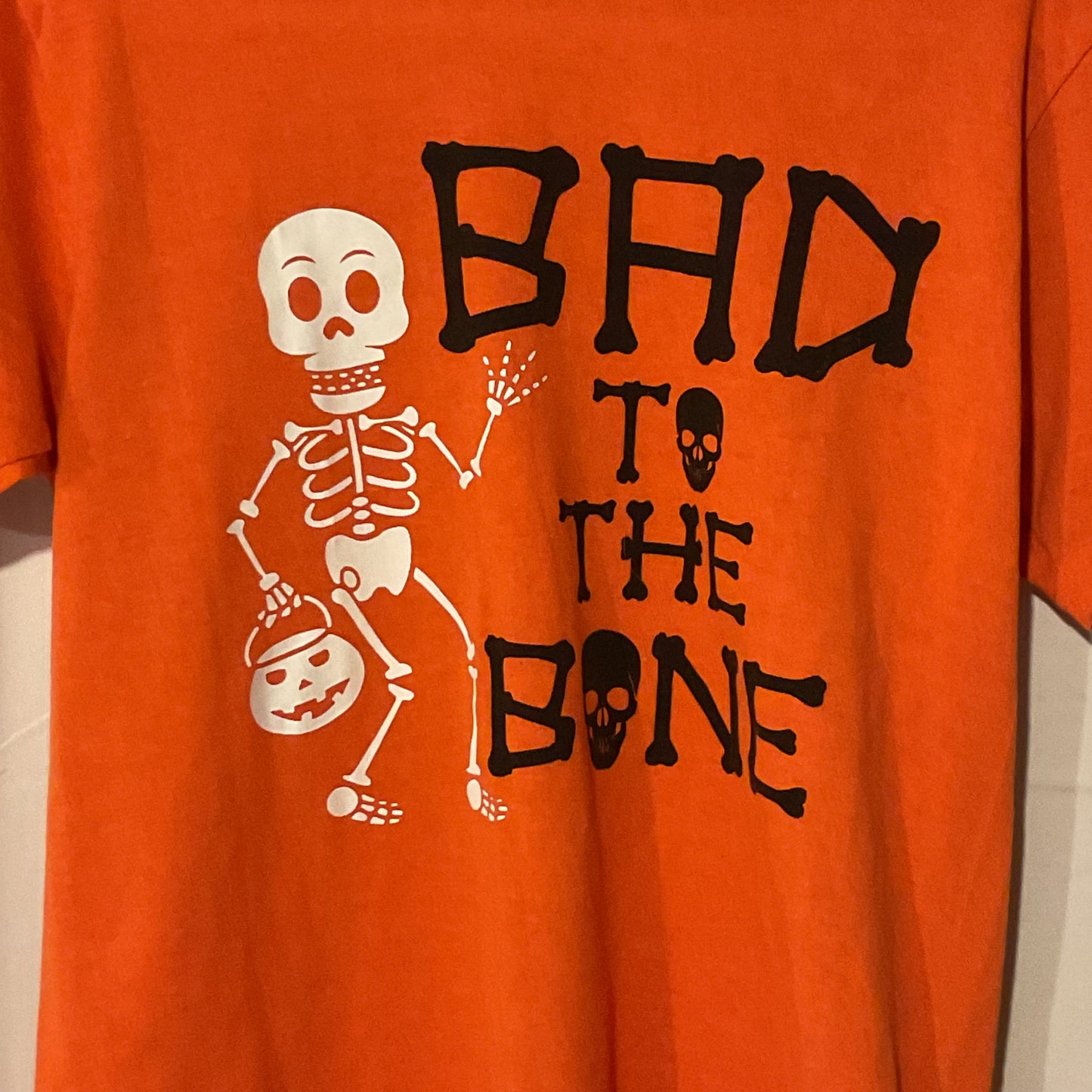 (L) “Bad To The Bone” No Brand T-Shirt