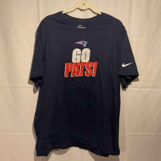 (XXL) NIKE NFL New England Patriots Front Graphic T-Shirt Front Graphic NIKE BRAND